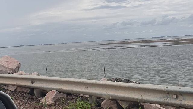 Advierten que se incrementó el caudal de agua procedente de otras provincias.