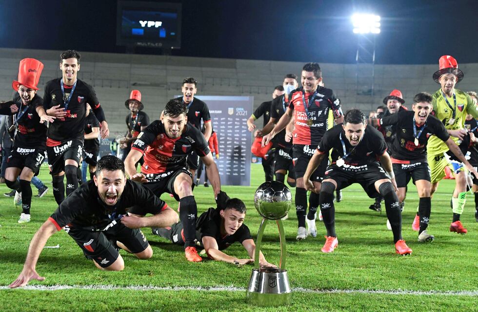 La consagración de Colón: “Dimos un golpe de autoridad”