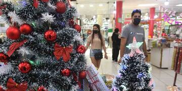 Cómo serán los horarios de los comercios en víspera de la Navidad.