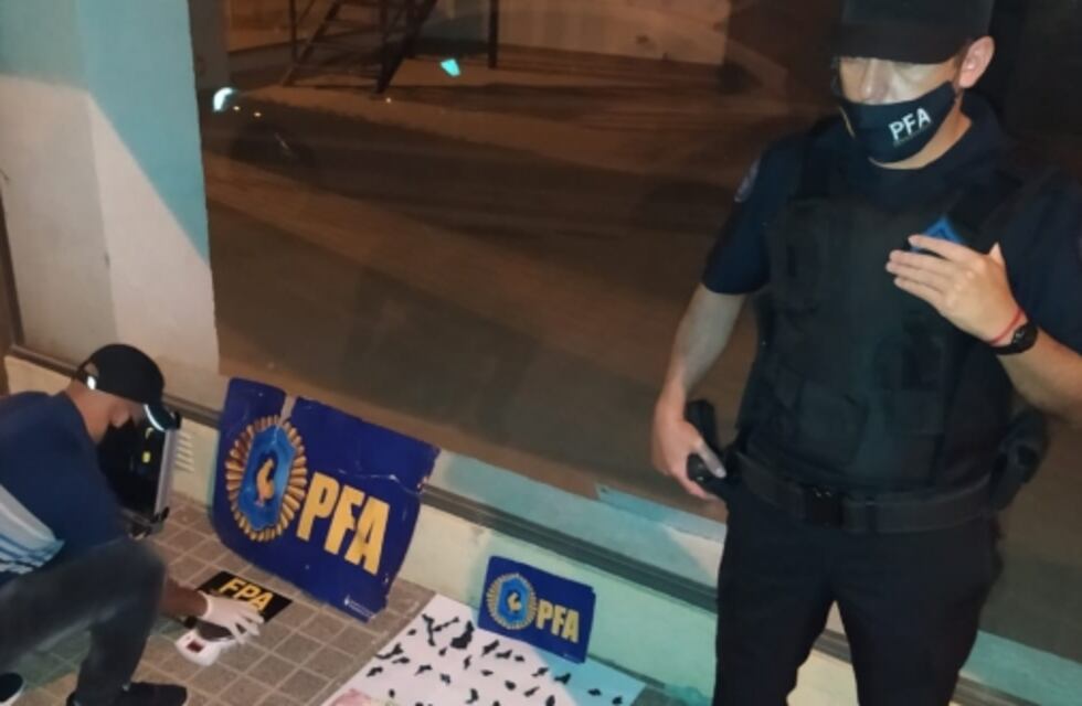 Detuvieron a dos hombres por narcomenudeo
