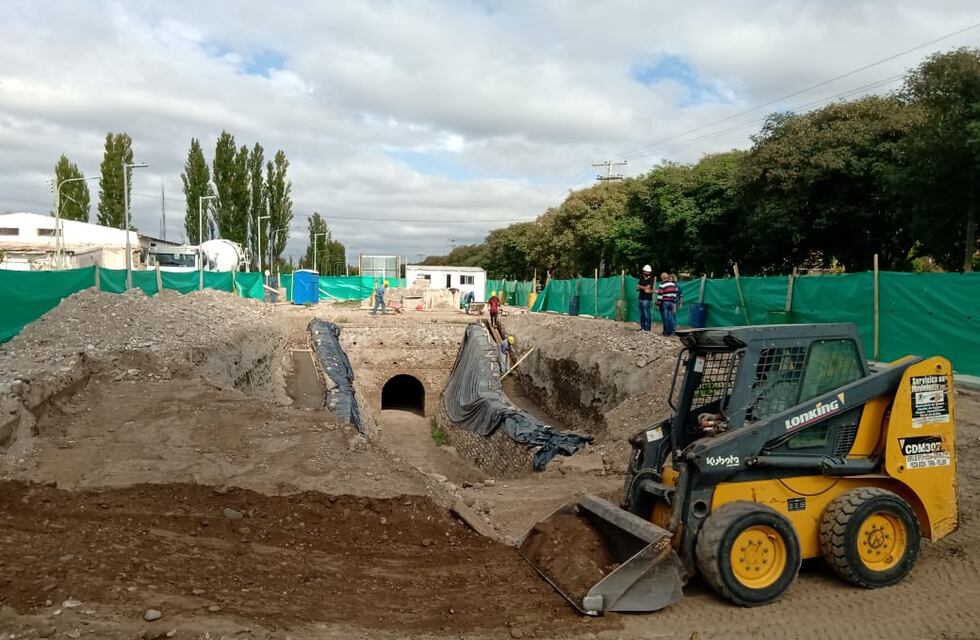 Avanzan las obras de recuperación de la antigua usina en el paseo Rawson