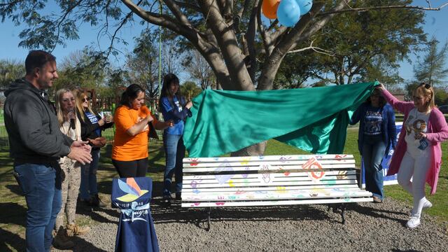 Pueblo General Belgrano inauguró su primer banco "Hablemos de inclusión"