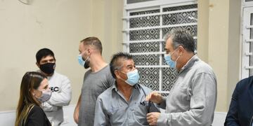 El intendente Luis Castellano recorrió instalaciones de diferentes comisiones vecinales