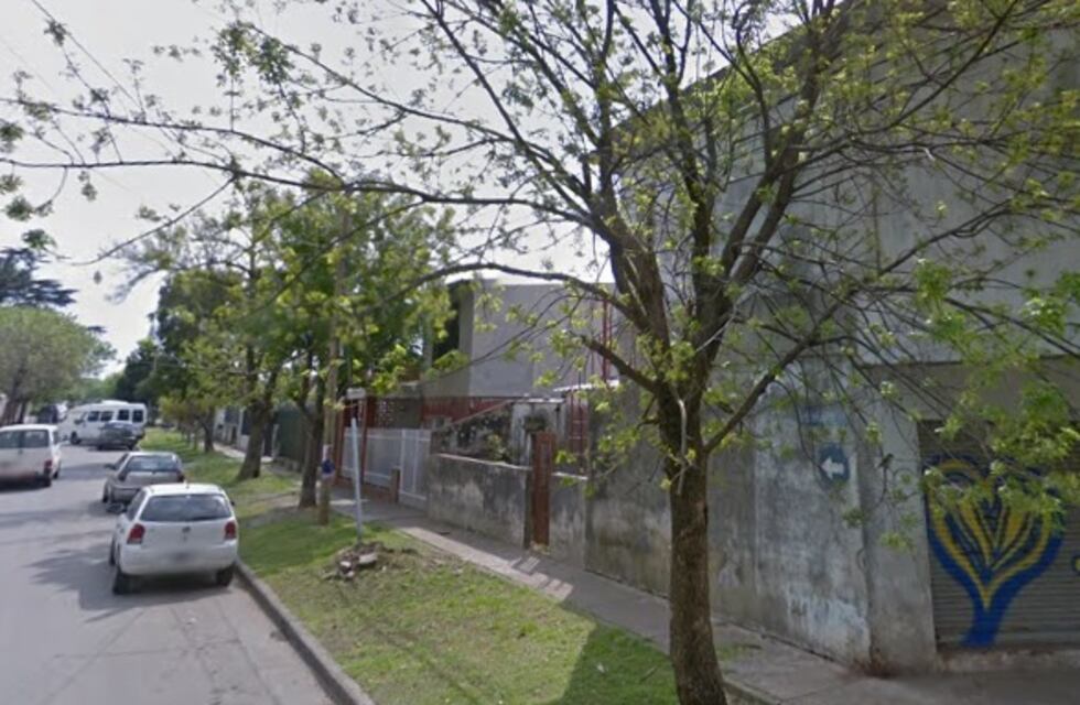 Los amenazan con bombas molotov para que abandonen su casa