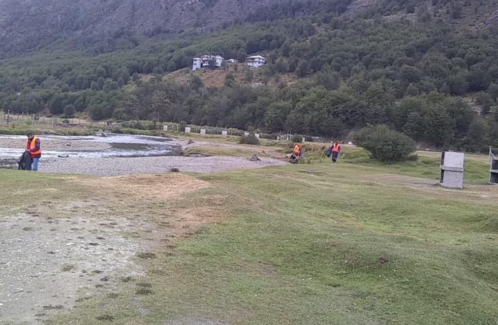 Personal Municipal acondiciona los Camping Municipales
