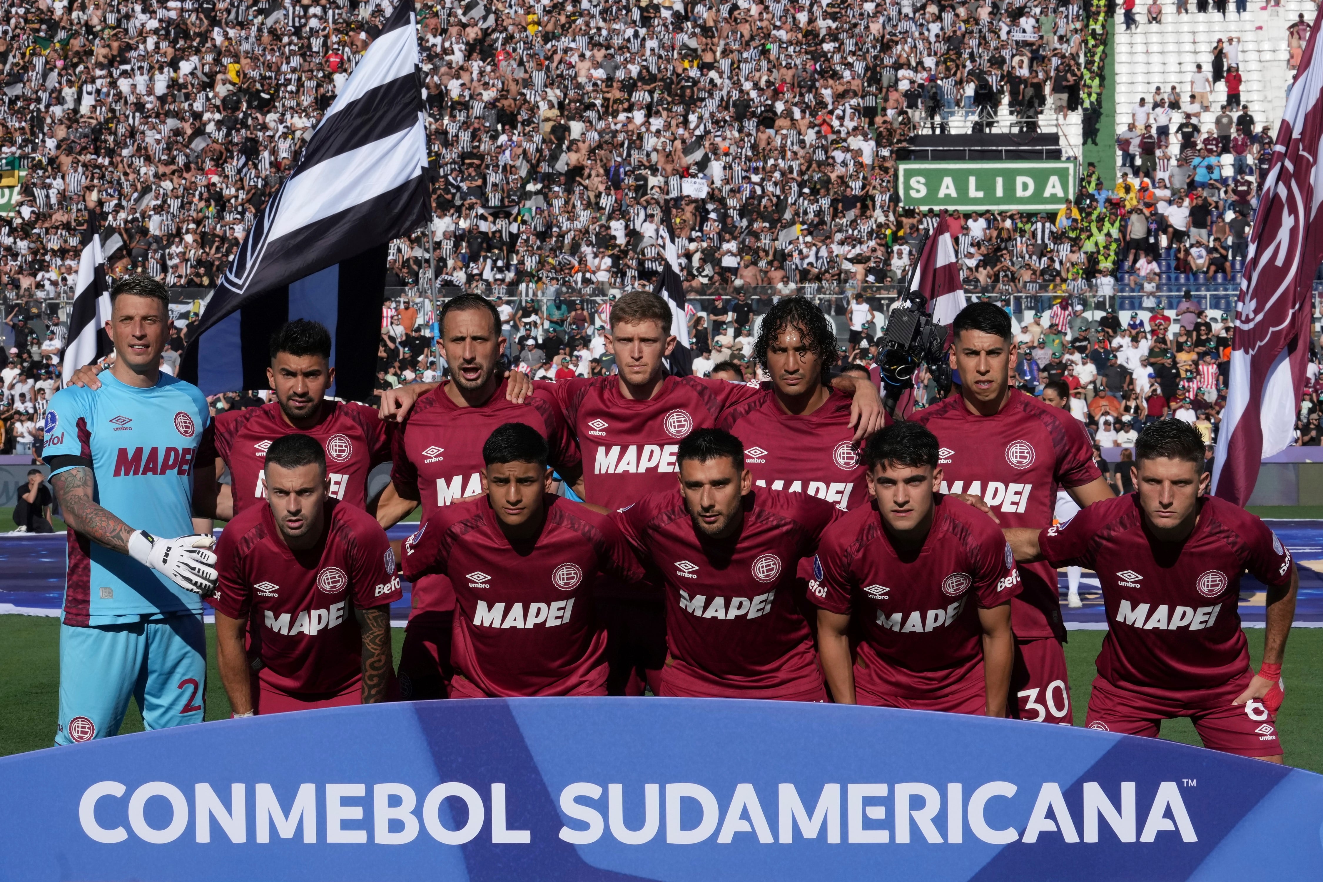 Paraguay. Lanús, dirigido por Pellegrino, y Atlético Mineiro, dirigido por Sampaoli, disputaron la final de la Copa Sudamericana. (AP)