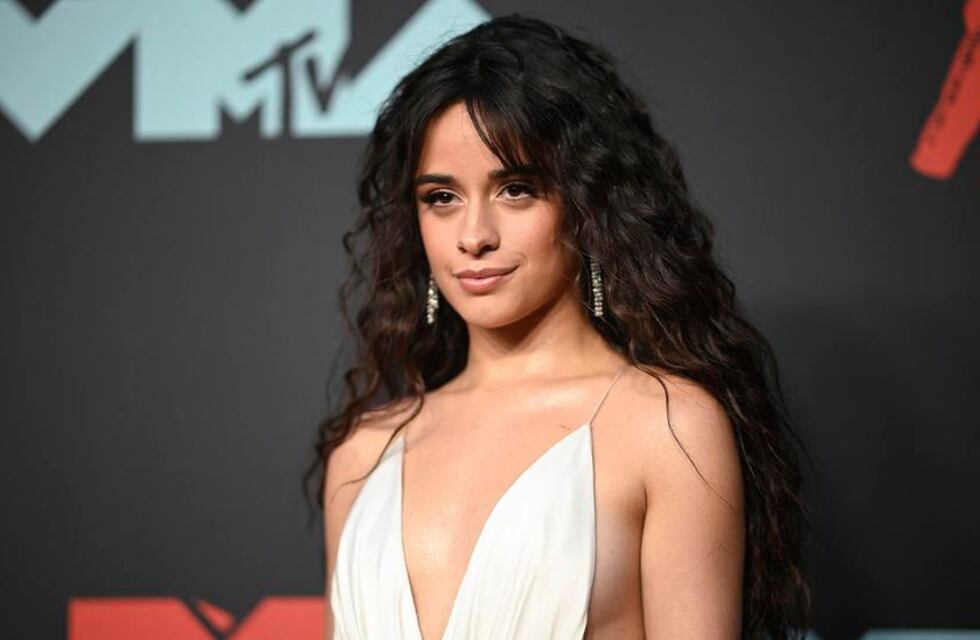 Camila Cabello posó en corset para la nueva campaña de Victoria’s Secret: “Me encantó”