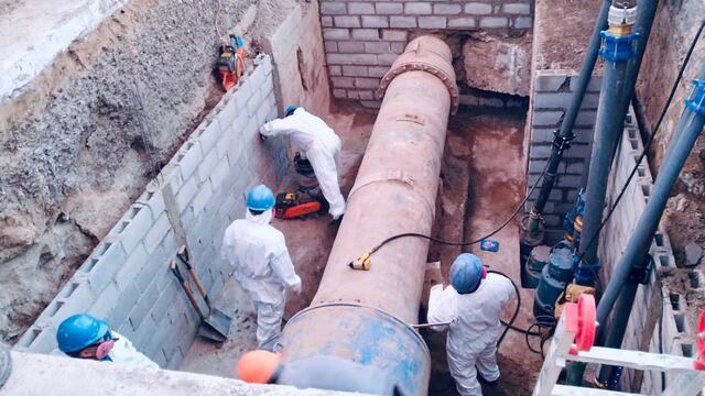 El trabajo en Francisco de Arteaga y Aviador Zanni (Aguas Cordobesas).
