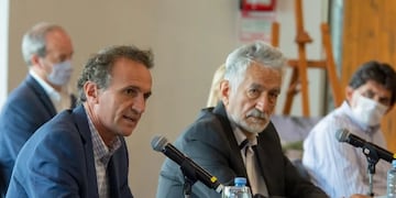 El ministro de Obras Públicas de la Nación, Gabriel Katopodis junto al gobernador Alberto Rodríguez Saá durante al anuncio de numerosas obras que beneficiarán a la provincia de San Luis. Gentileza ANSL