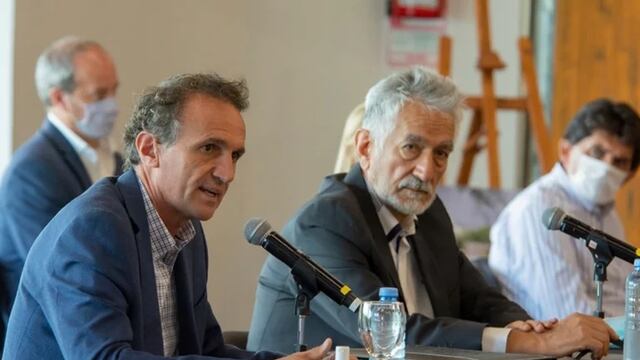 El ministro de Obras Públicas de la Nación, Gabriel Katopodis junto al gobernador Alberto Rodríguez Saá durante al anuncio de numerosas obras que beneficiarán a la provincia de San Luis. Gentileza ANSL