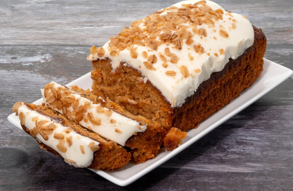 Cómo hacer un budín de zanahoria y manzana súper esponjoso: la receta para sorprender en la merienda