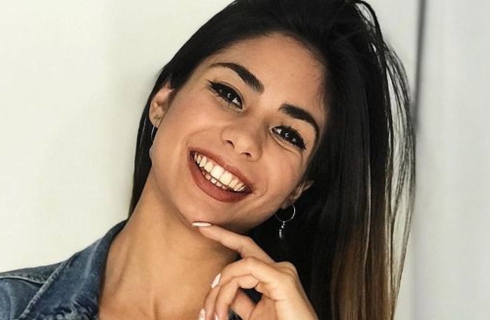 Daniela Celis debutó como notera y cometió un desliz que se volvió viral
