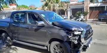 Chocó e increpó a la policía