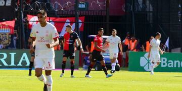 Ambos equipos fallaron a la hora de la definición en el final del partido.