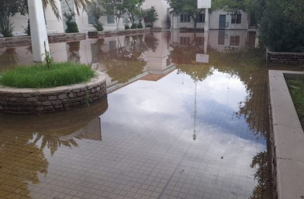 Las fuertes tormentas dañaron casi 30 escuelas en San Juan