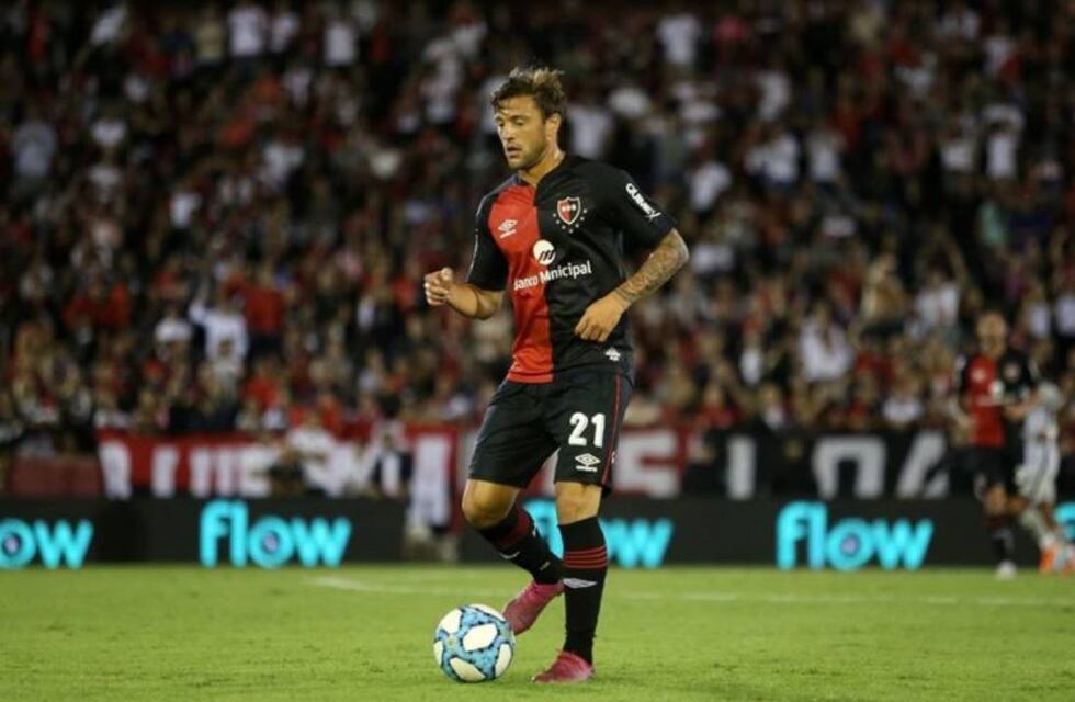 Liberaron a Denis Rodríguez tras chocar a un policía y Newell’s puso abogados