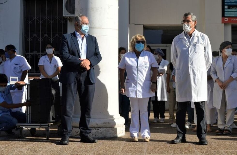 El ministro Bouhid tiene Covid-19 y hay cuadros de neumonía en su familia