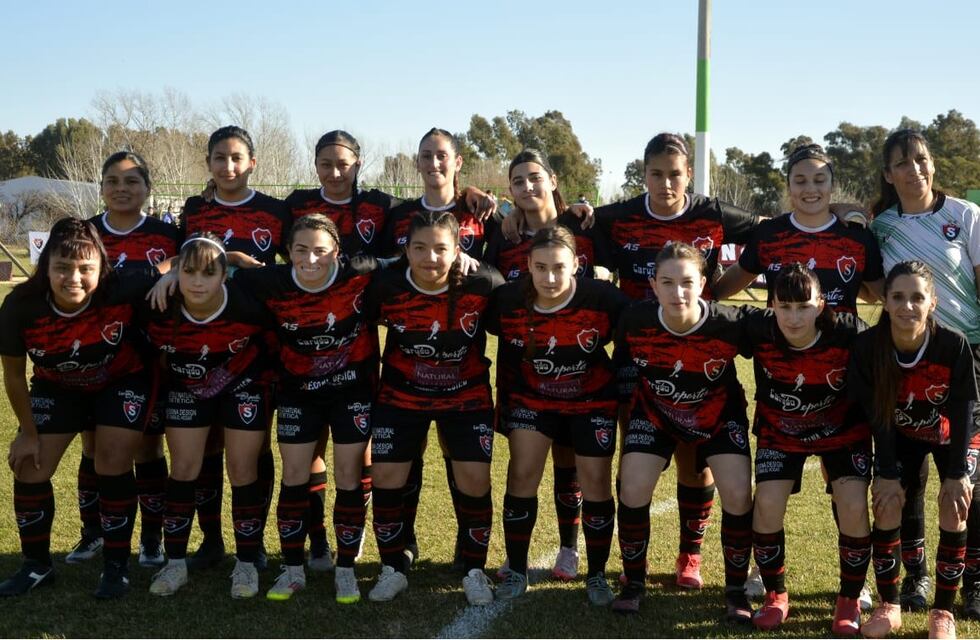 Fútbol femenino: con goleadas los equipos puntaltenses se consolidan entre los cuatro primeros