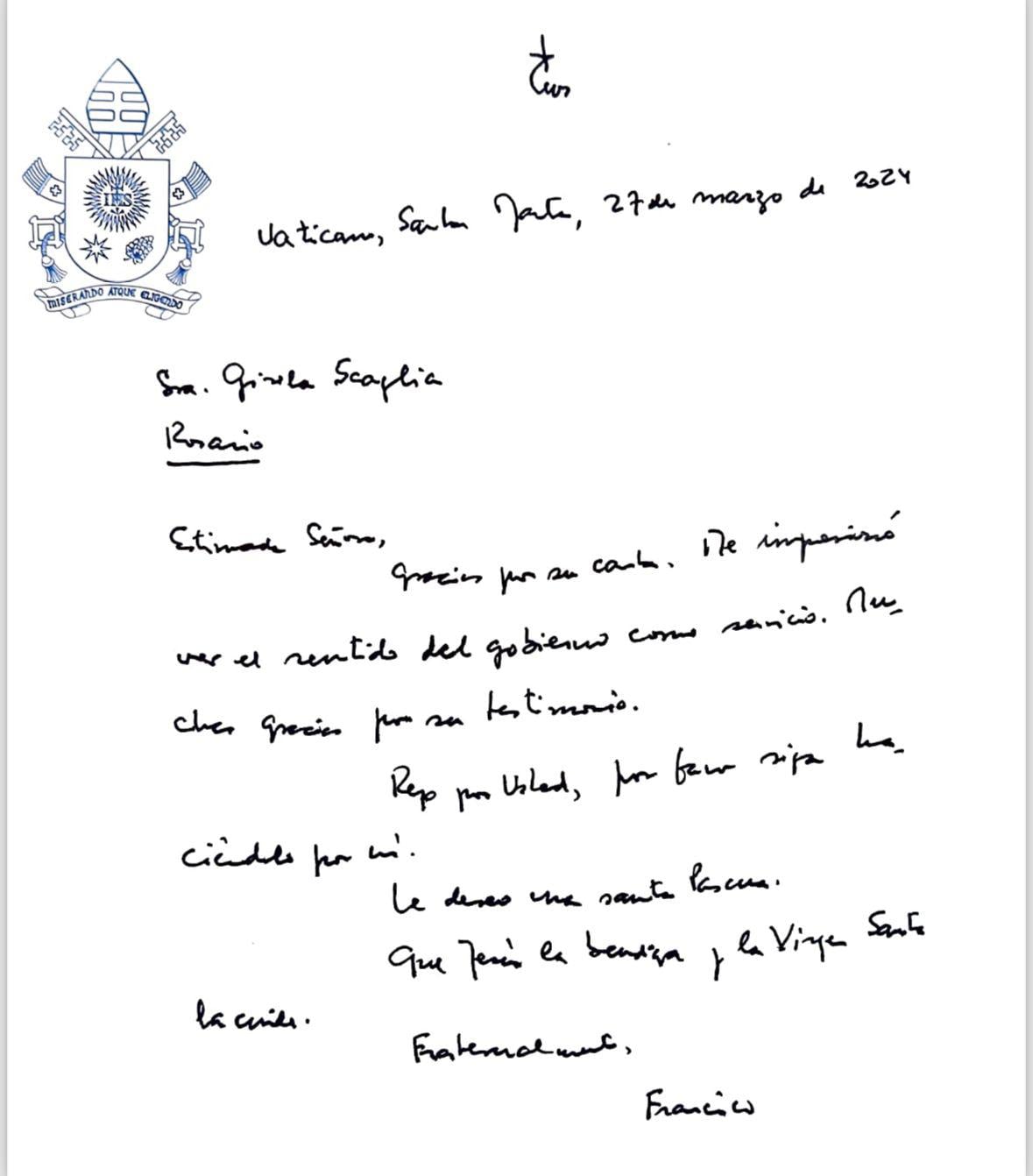La carta de puño y letra que recibió la vice gobernadora por parte del Papa Francisco.
