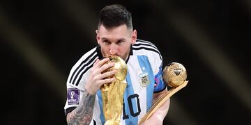 Lionel Messi logró la tan ansiada Copa del Mundo y rompió una serie de récords.