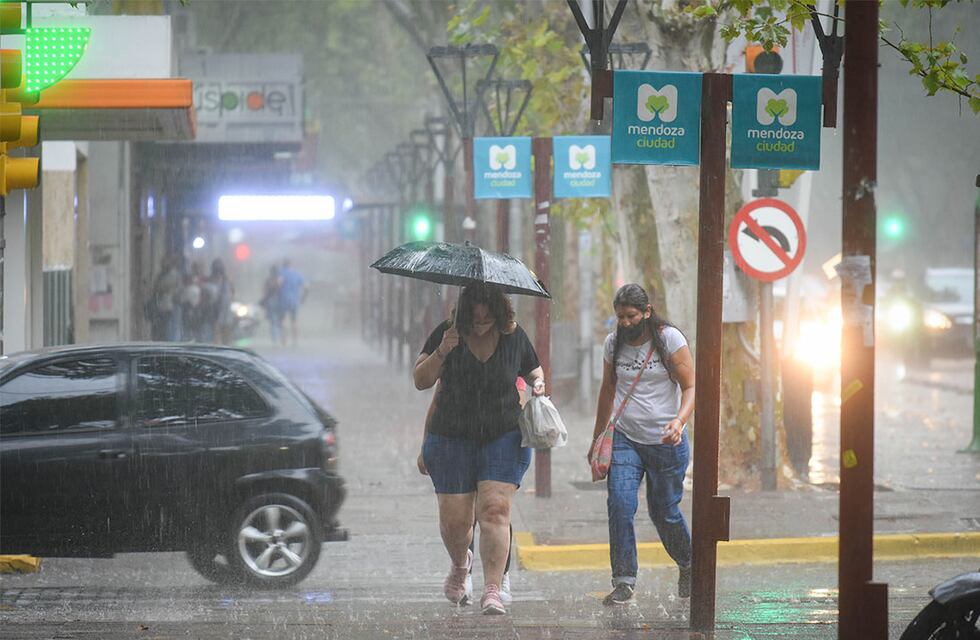 Clima en Mendoza: lunes con lluvia y arco iris ¿cómo sigue la semana?