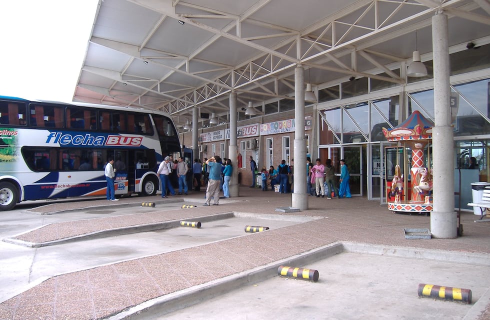 Preocupación en el sector del transporte de pasajeros de larga distancia  por quita de subsidios
