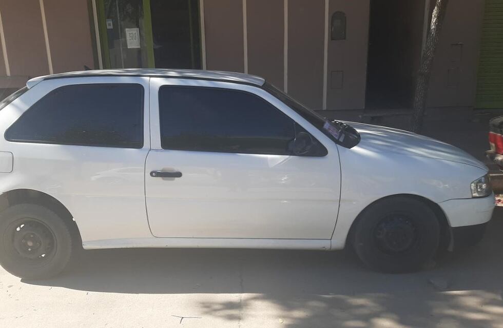 Arroyito: manejaba a alta velocidad y al controlarlo el alcoholímetro marcó 1,5