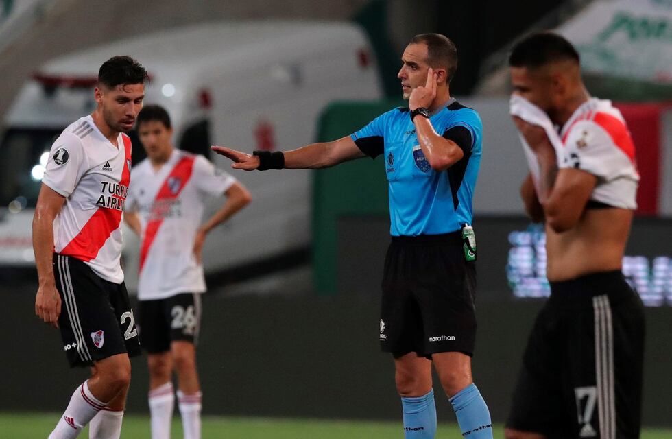 Estallaron los memes sobre el VAR tras la eliminación de River en la Copa Libertadores