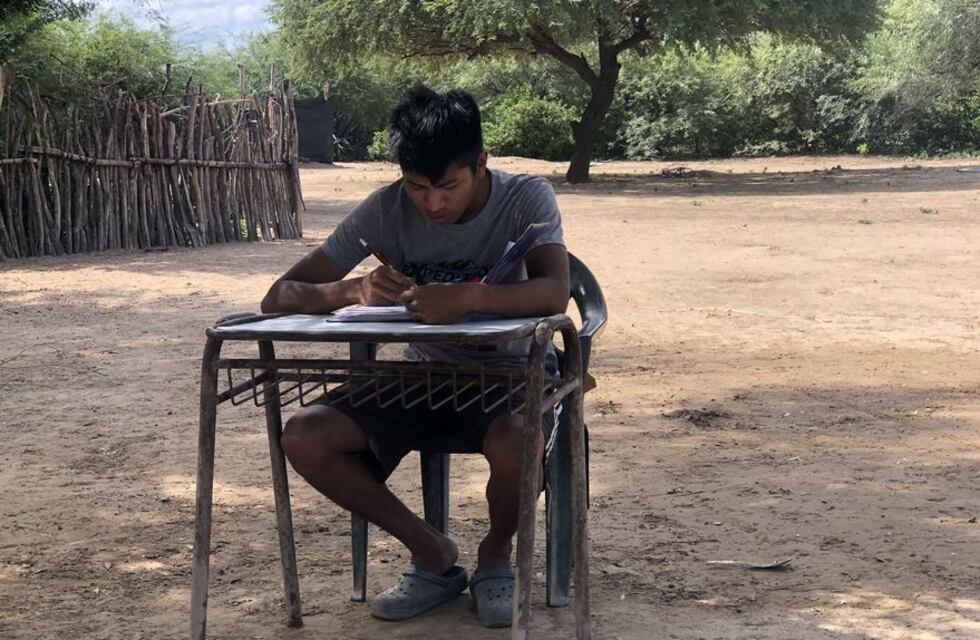 Kevin Díaz podrá ir a la universidad con computadora, celular y un fondo de becas
