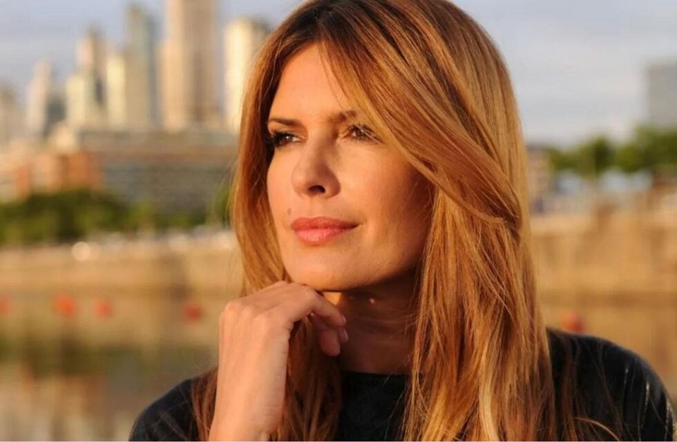 Isabel Macedo impactó con un deslumbrante body negro escotado