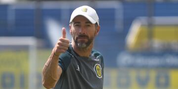 Kily González en entrenamiento de Central