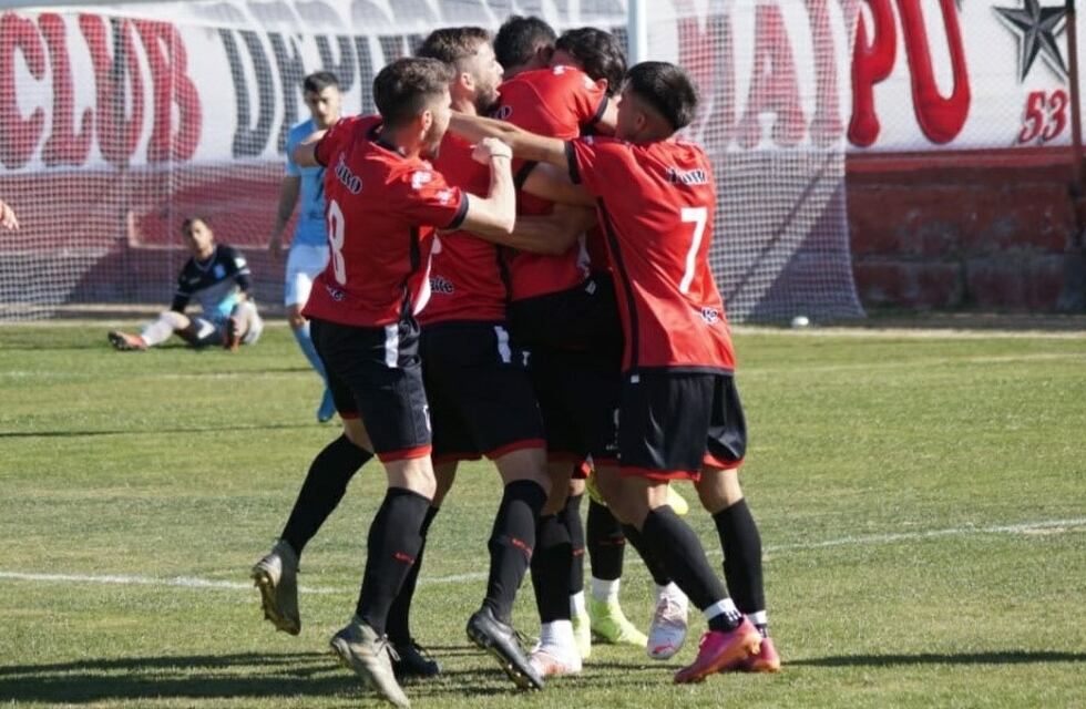 Primera Nacional: Maipú derrotó a Estudiantes de Río Cuarto 1-0