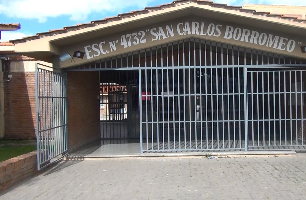 Denunciaron a ordenanzas de una escuela salteña por robarse panes de la Copa de Leche