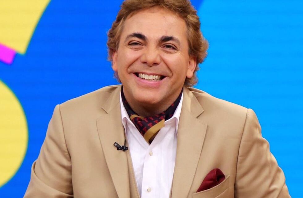 Cristian Castro apareció en Jesús María 2024: el insólito motivo de su visita y qué opina del folclore
