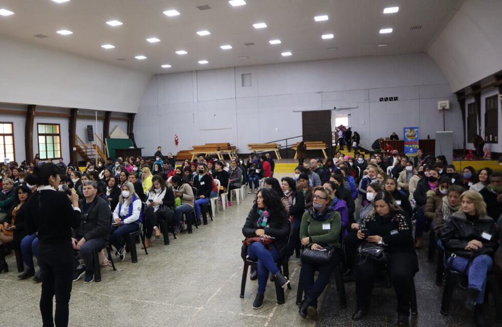 Realizaron el cierre de los talleres “Involucrate” en Eldorado con entrega de certificados