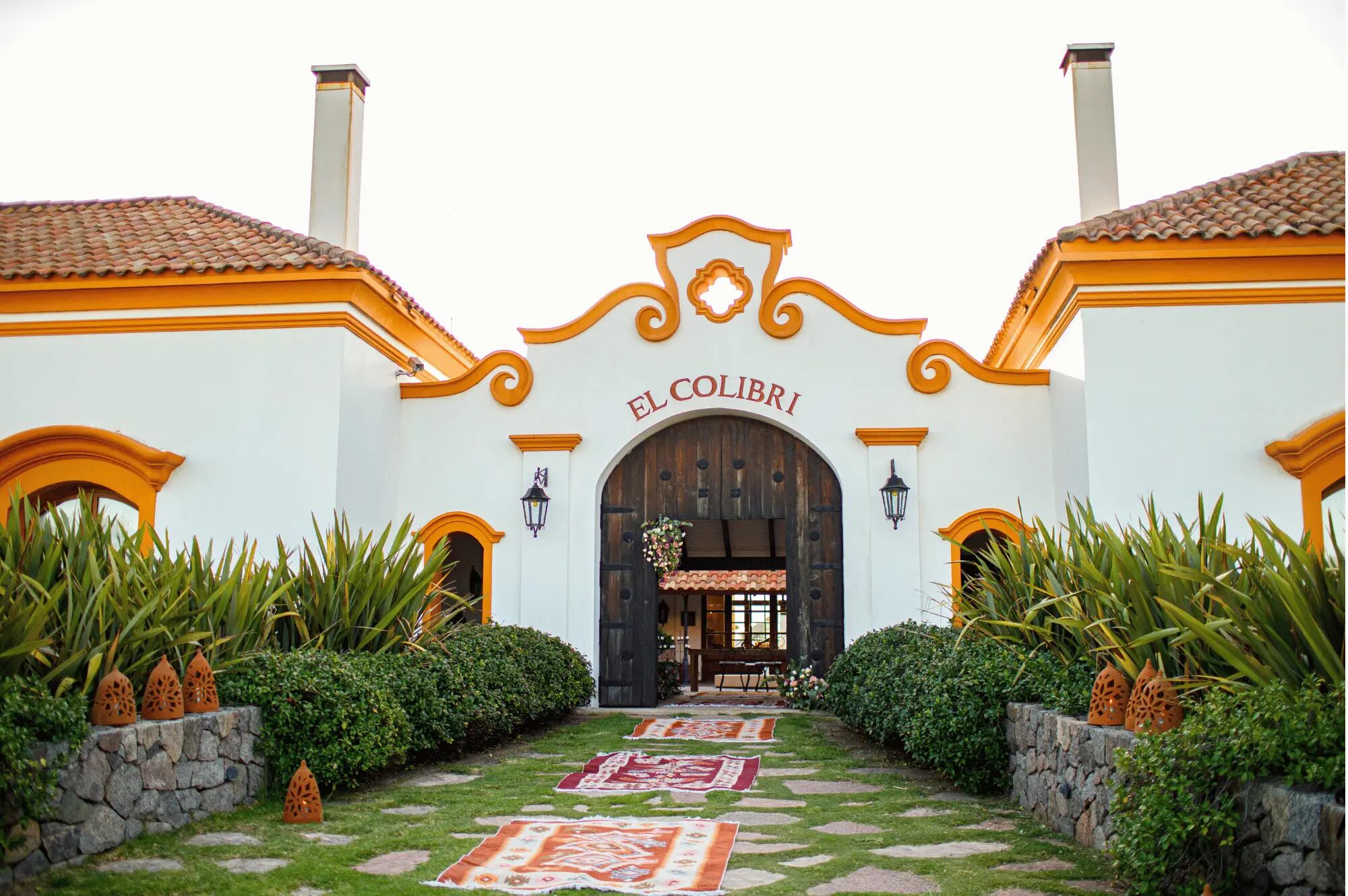 Estancia El Colibrí abre sus puertas para hospedarse o solo pasar el día.