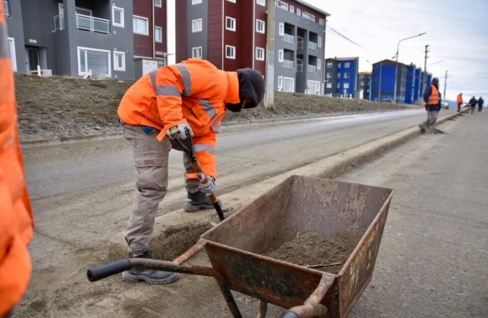 Ushuaia: se iniciará la limpieza y despeje de cordones en la Avenida Hipólito Yrigoyen