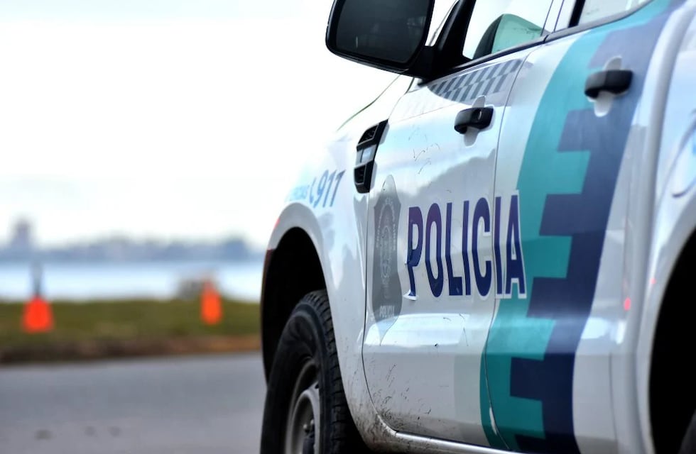 Motochorros armados intentaron robarle la moto a turistas en Mar del Plata: el impactante video