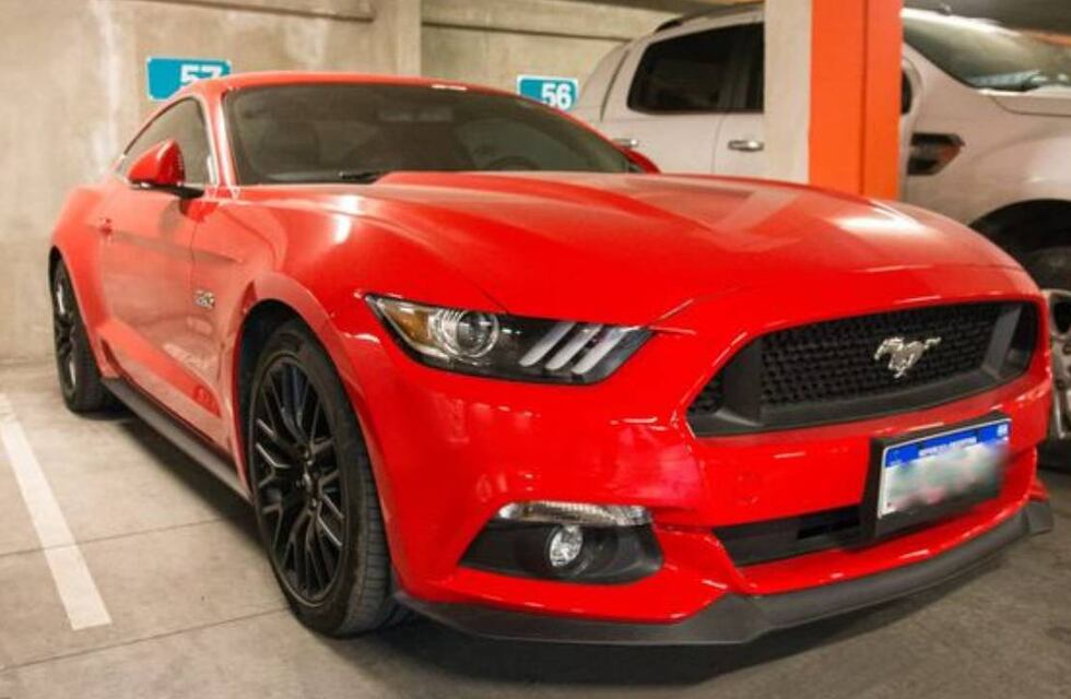 Seis detenidos y secuestro de u$s2 millones y autos de alta gama tras múltiples allanamientos