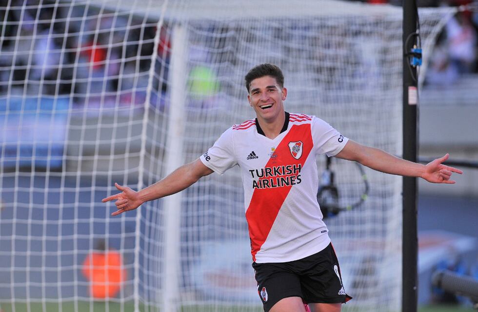 Creer o reventar: el alucinante parecido de Julián Álvarez con un exjugador del Manchester City