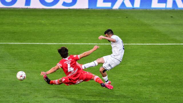 Define Michael Santos para el triunfo y para poner a Talleres en la punta (Foto Federico Lopez Claro)