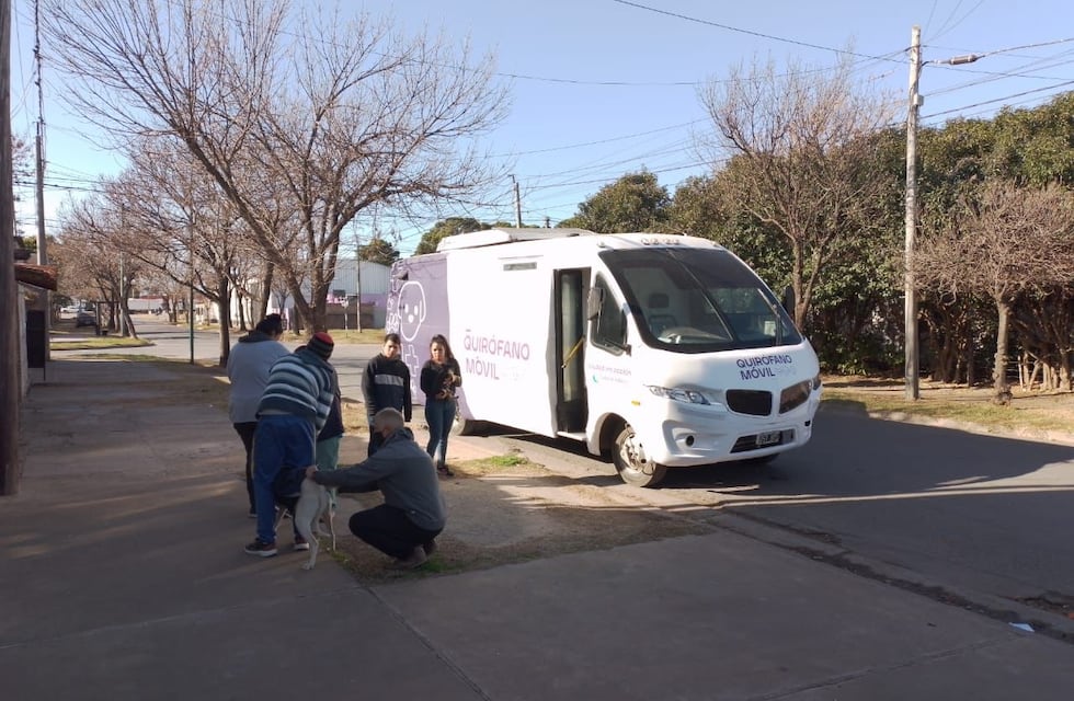 El nuevo Quirófano Móvil se acercó a barrio Martín Fierro y Güemes
