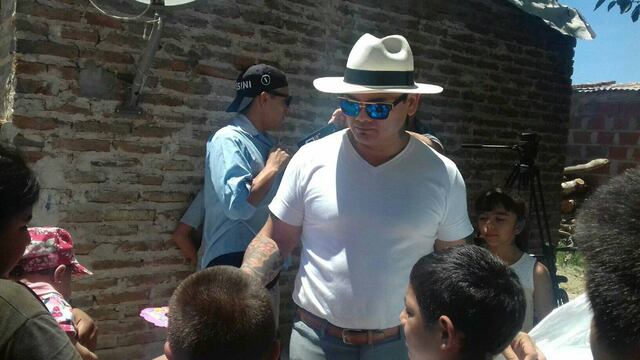 El excampeón mundial de boxeo ya había visitado el lugar en Navidad para entregar regalos.