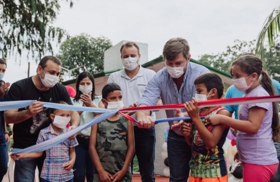 Herrera Ahuad participó de la inauguración de plazas en Campo Viera
