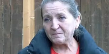 La echaron luego de elegirla empleada del año.