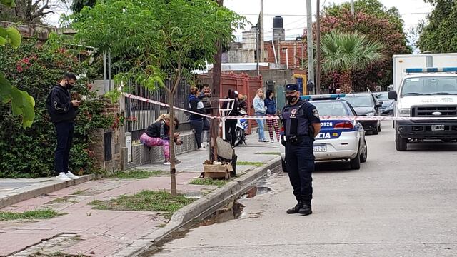 La pareja presentaba signos de violencia. Habría sido por un robo.