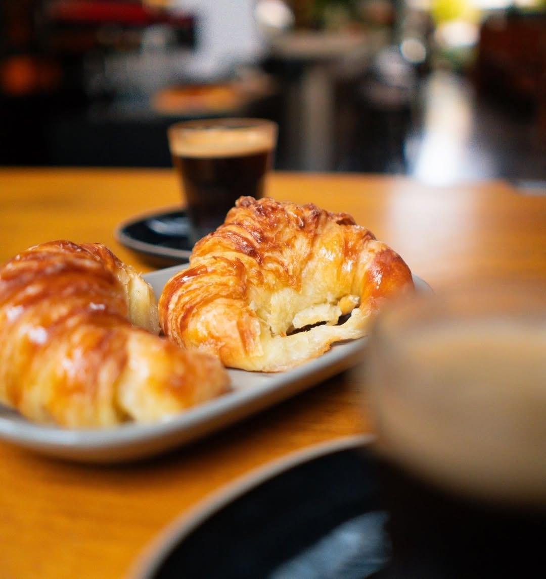 La ruta de las medialunas en Mar del Plata: 5 paradas obligatorias para este verano 2026