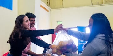 El mercado concentrador de precios populares vuelve a Bahía Golondrina