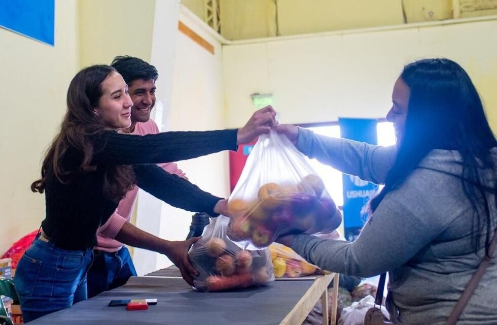 El mercado concentrador de precios populares vuelve a Bahía Golondrina