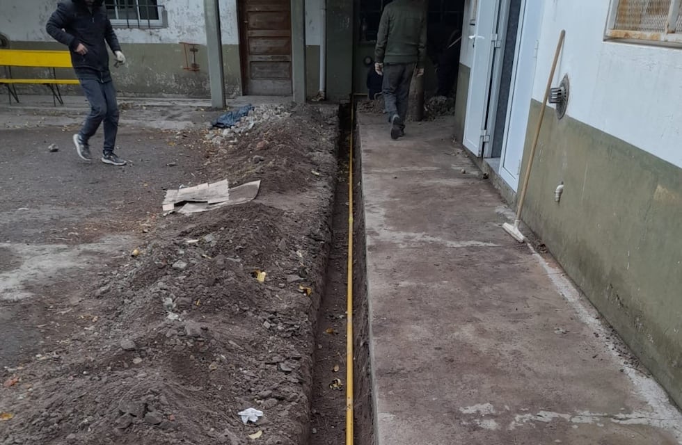 El Municipio financió las obras de gas de las escuelas con casi seis millones